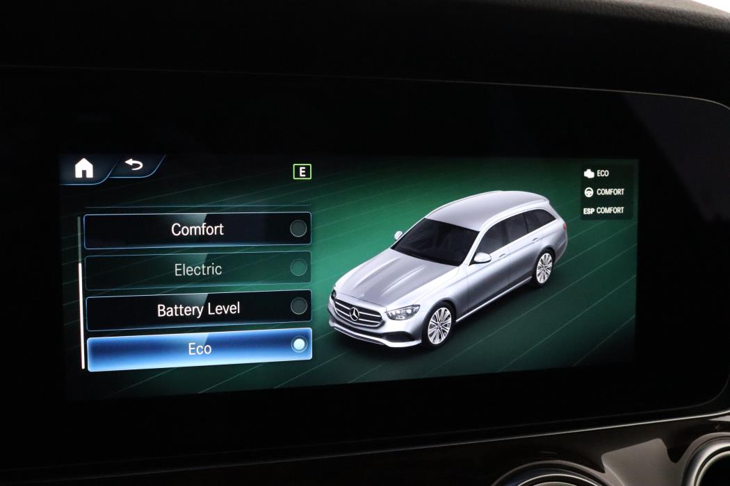 MERCEDES-BENZ E 2022