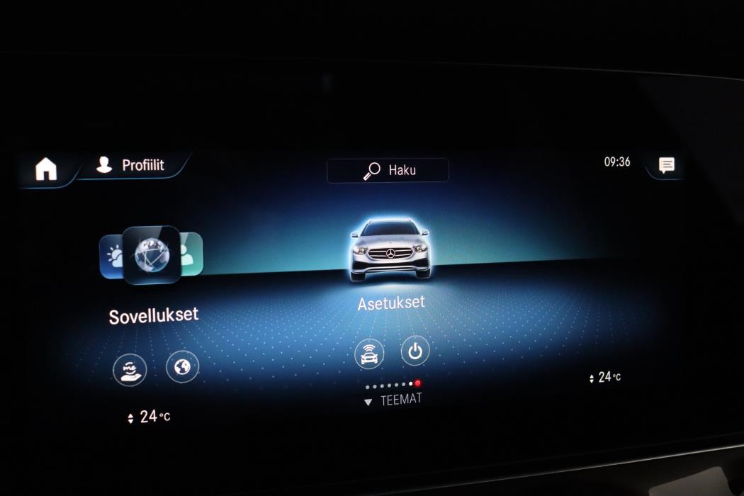 MERCEDES-BENZ E 2022