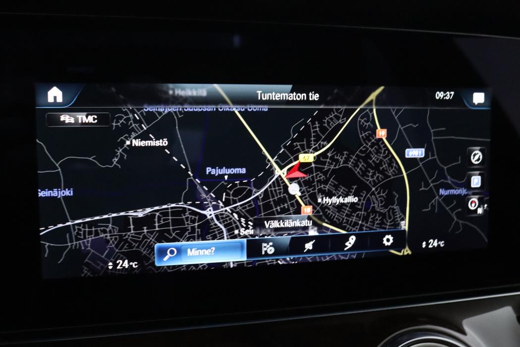 MERCEDES-BENZ E 2022