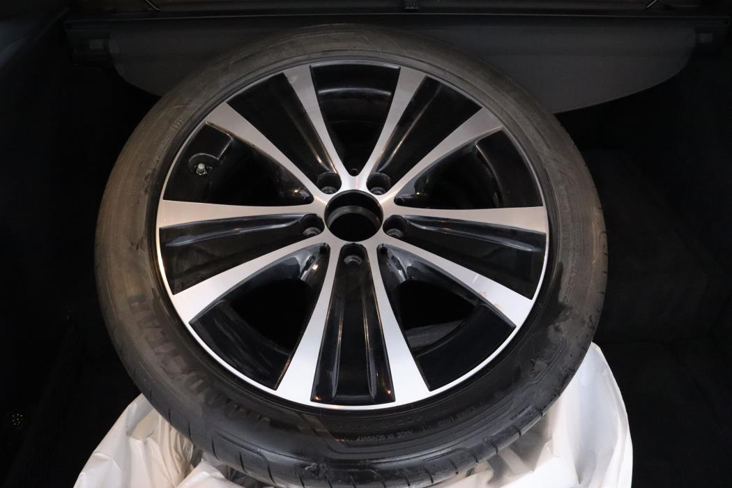 MERCEDES-BENZ E 2022