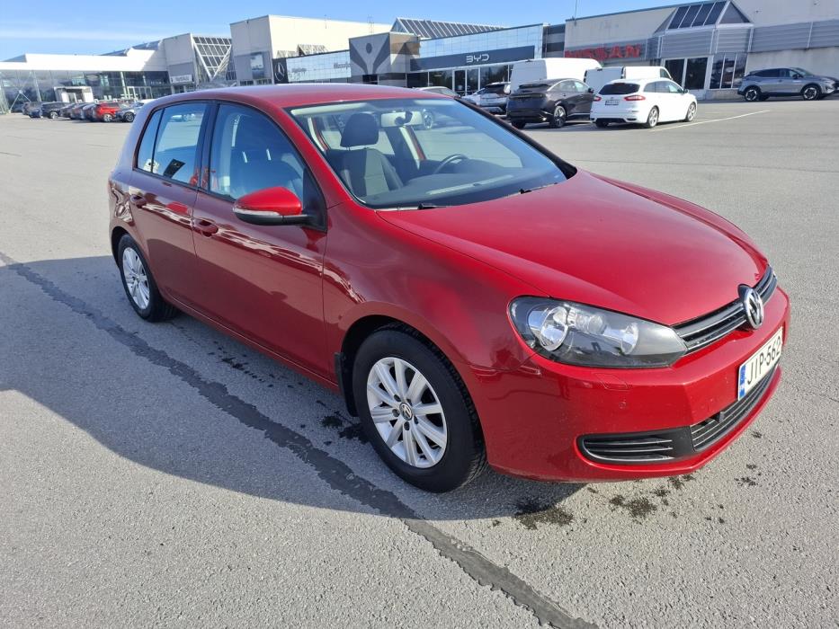 VOLKSWAGEN Golf 2011