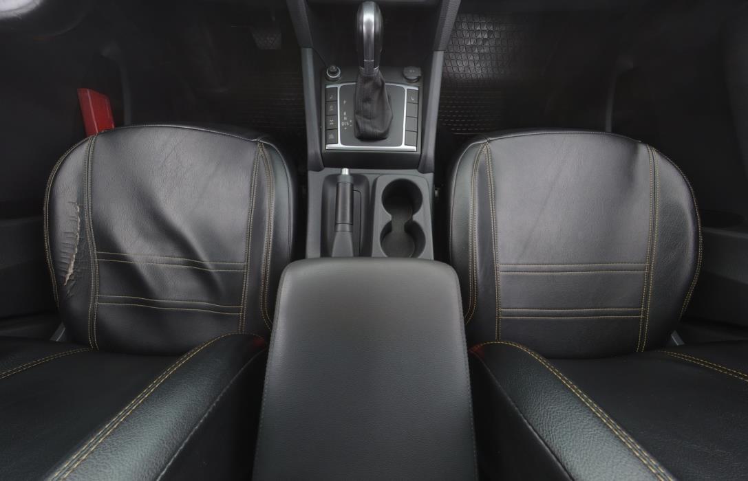 VOLKSWAGEN Amarok 2017