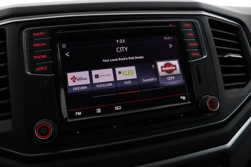 VOLKSWAGEN Amarok 2017