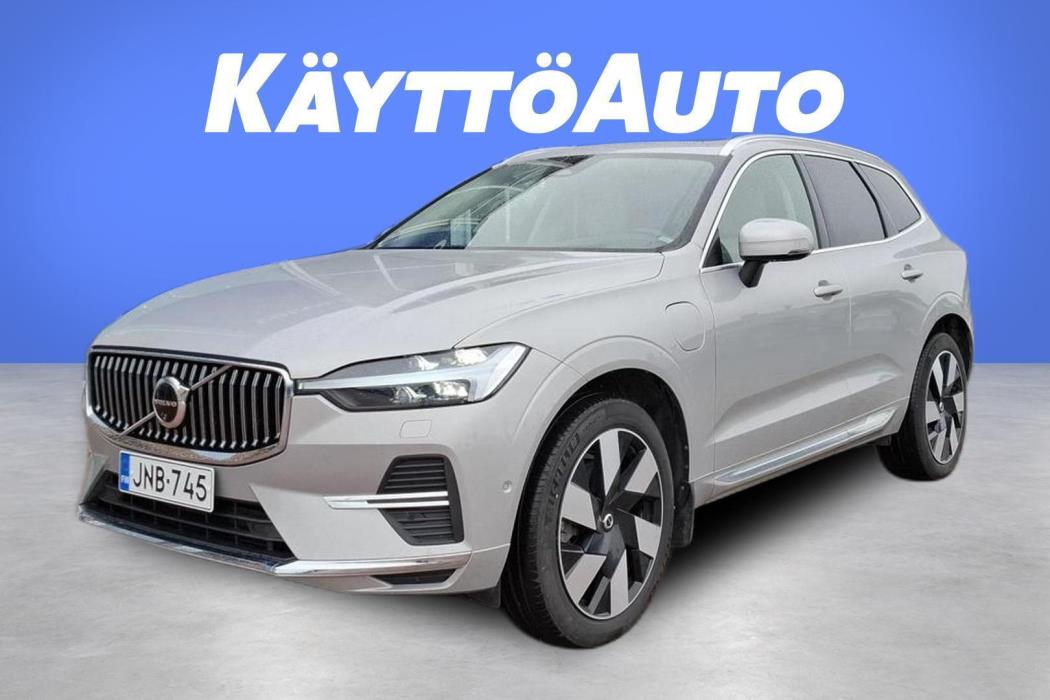 VOLVO XC60 2023