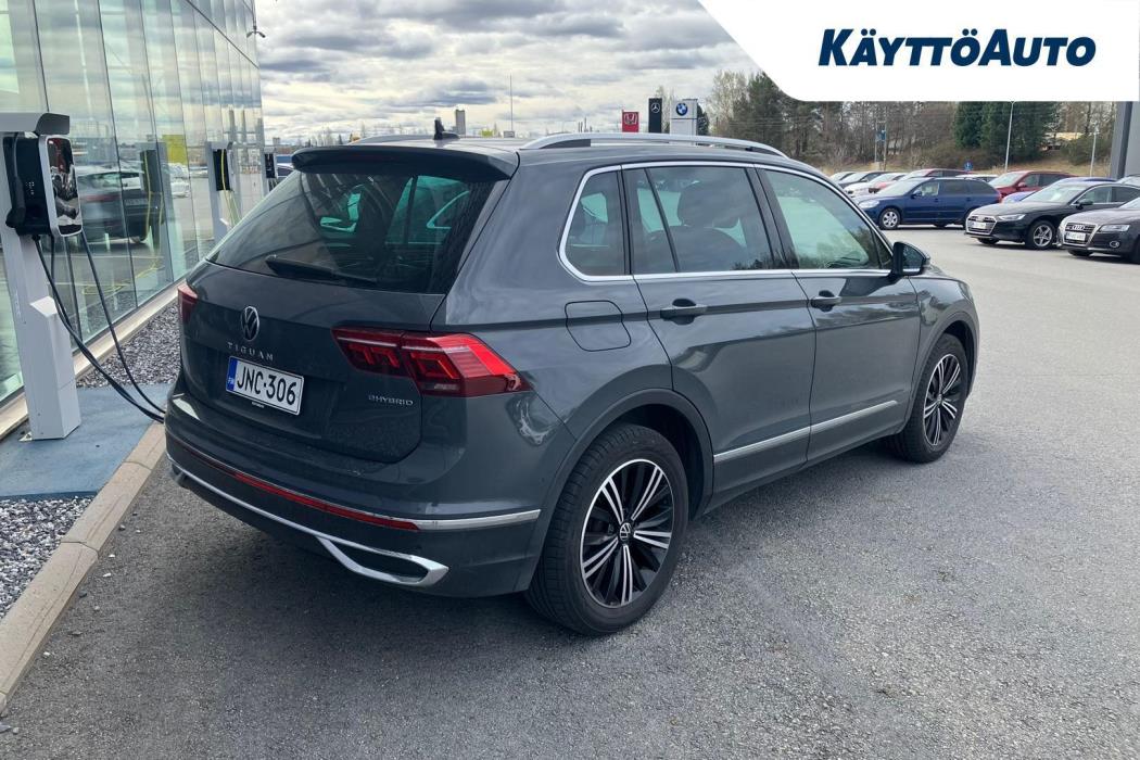 VOLKSWAGEN Tiguan 2023