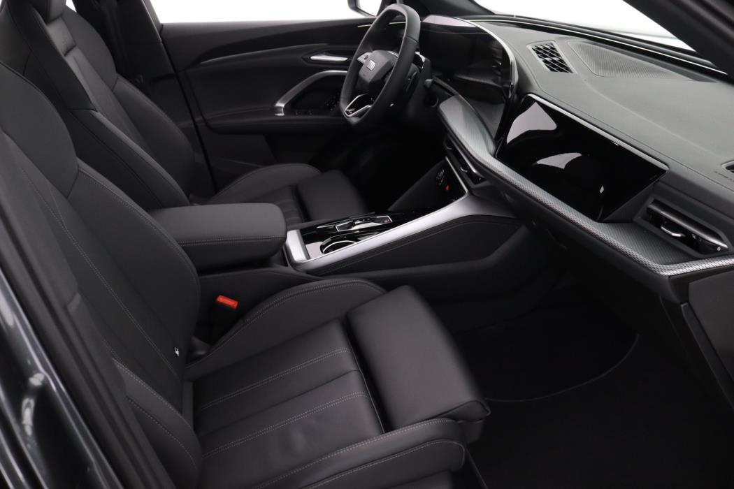 AUDI Q5 2026