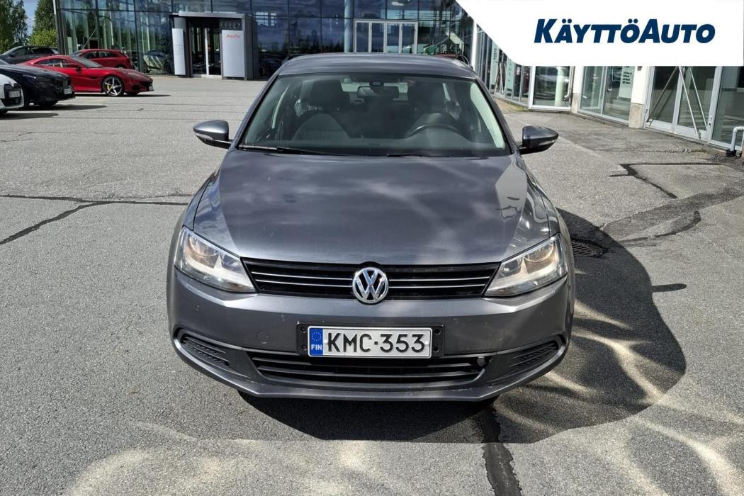 VOLKSWAGEN Jetta 2013