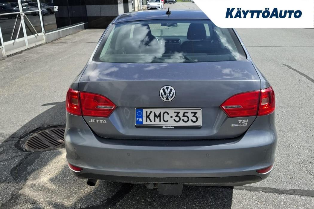 VOLKSWAGEN Jetta 2013