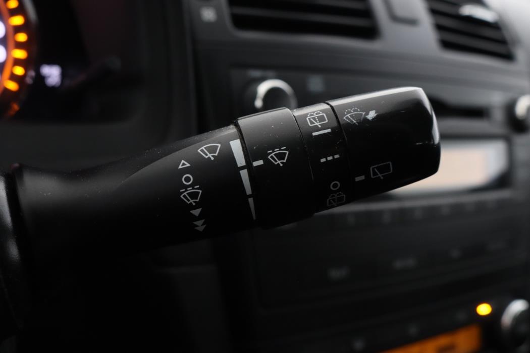 TOYOTA Avensis 2011