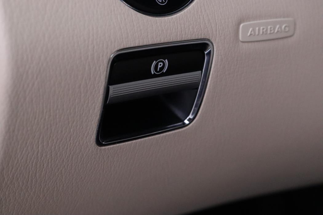 MERCEDES-BENZ S 2013