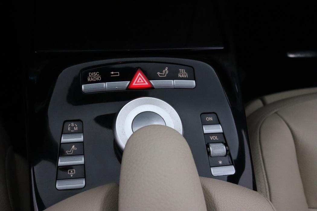 MERCEDES-BENZ S 2013