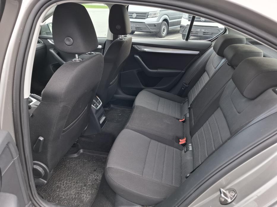 SKODA Octavia 2013