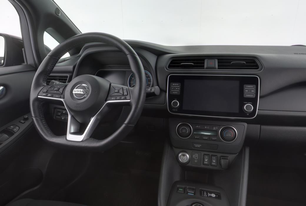 NISSAN Leaf 2021