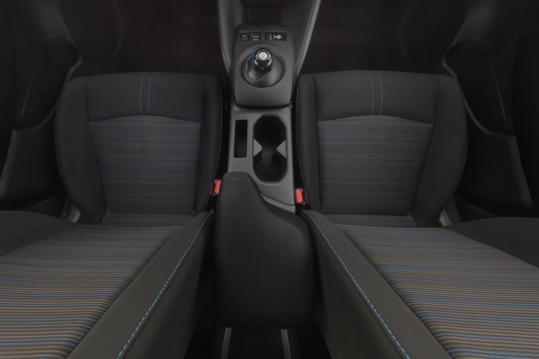 NISSAN Leaf 2021