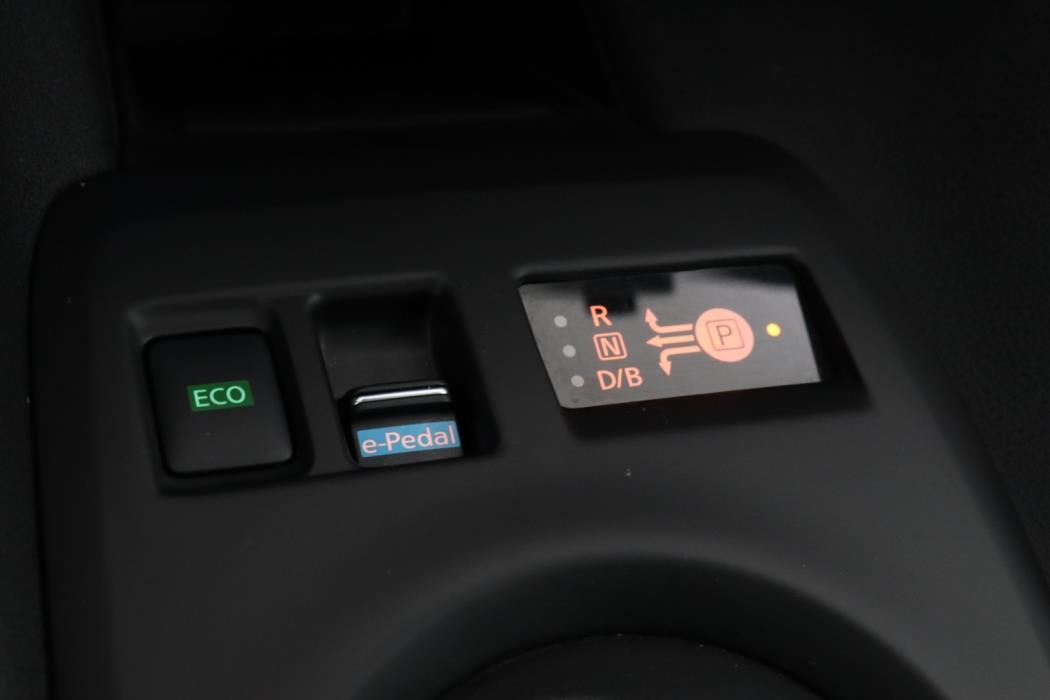 NISSAN Leaf 2021