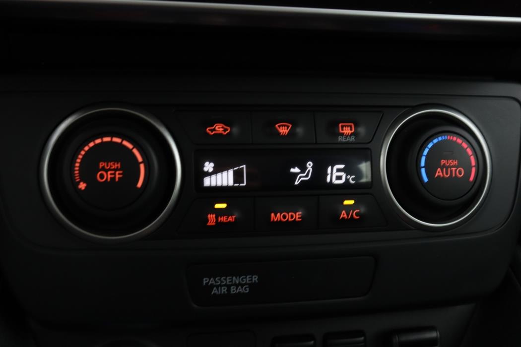 NISSAN Leaf 2021