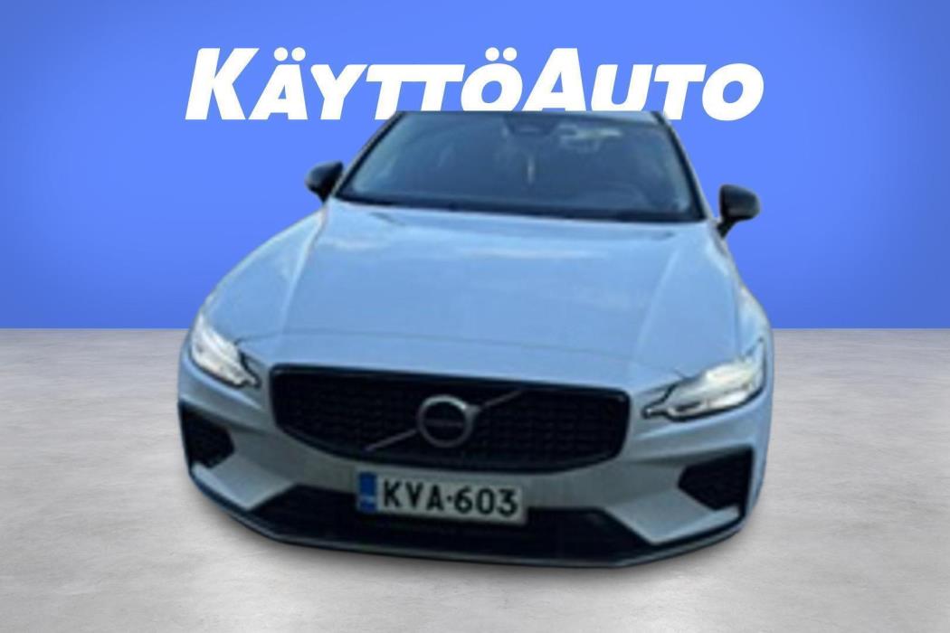 VOLVO V60 2022