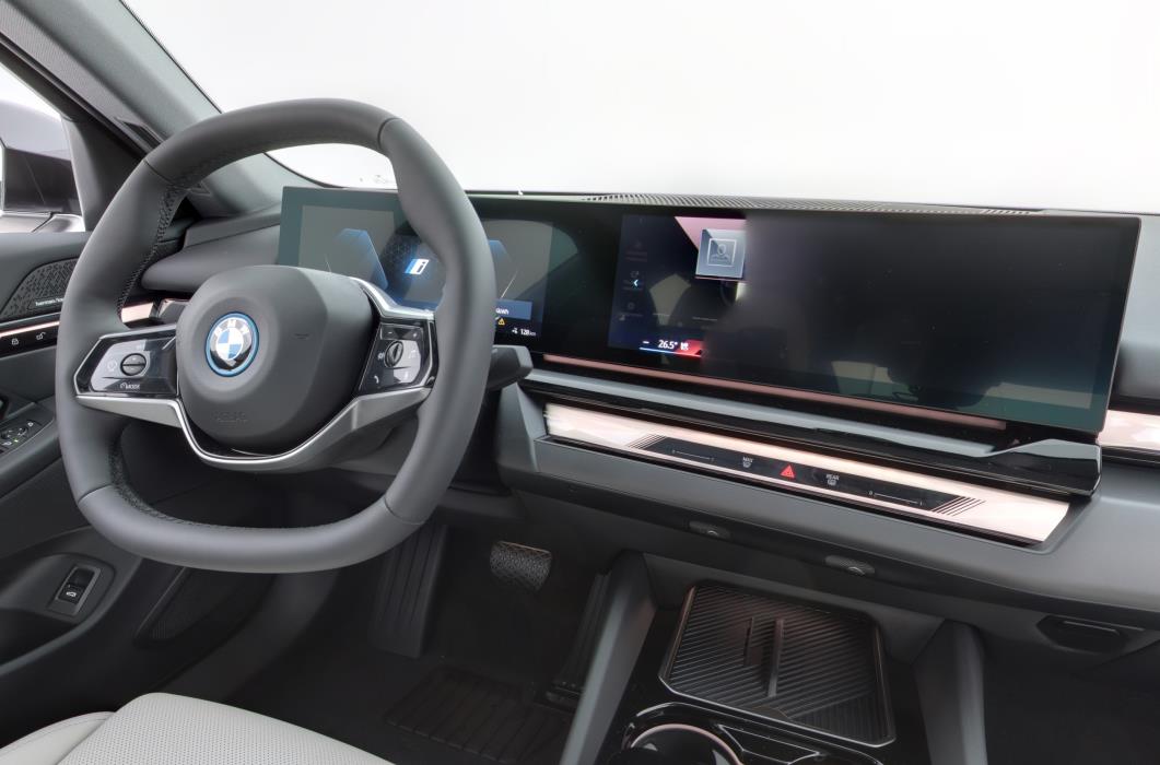 BMW i5 2026