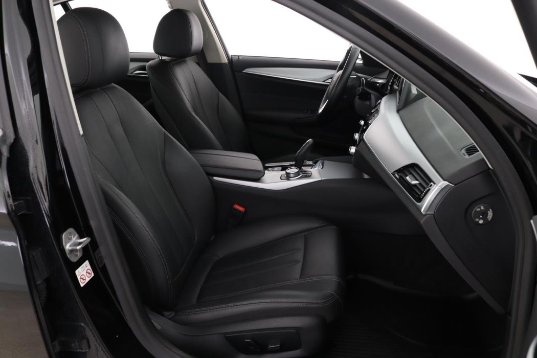 BMW 520 2018