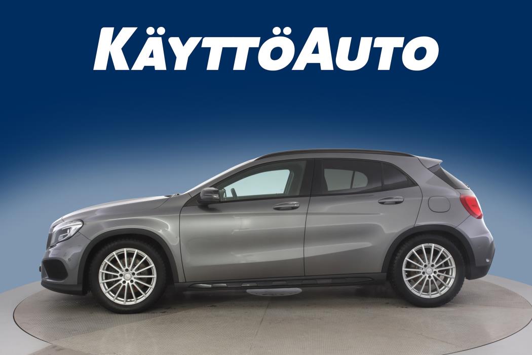 MERCEDES-BENZ GLA 2015