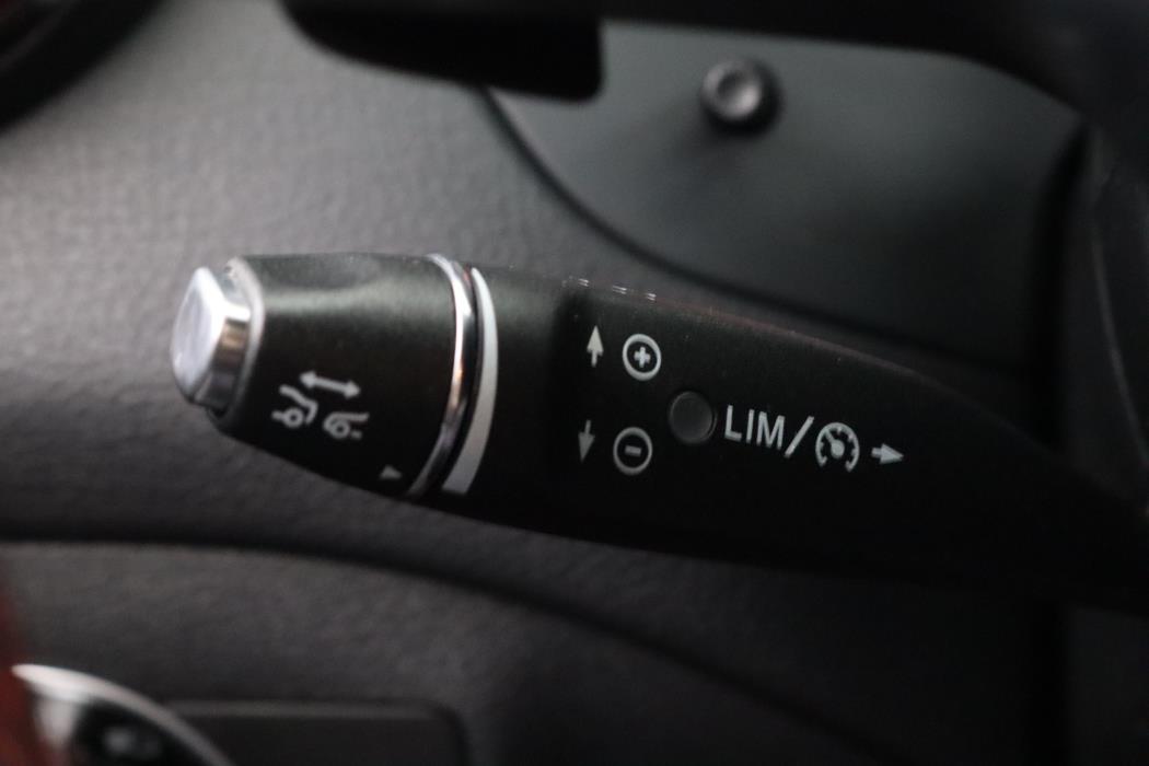 MERCEDES-BENZ GLA 2015