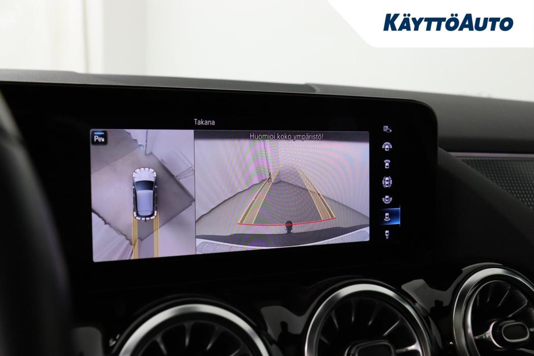 MERCEDES-BENZ EQA 2021