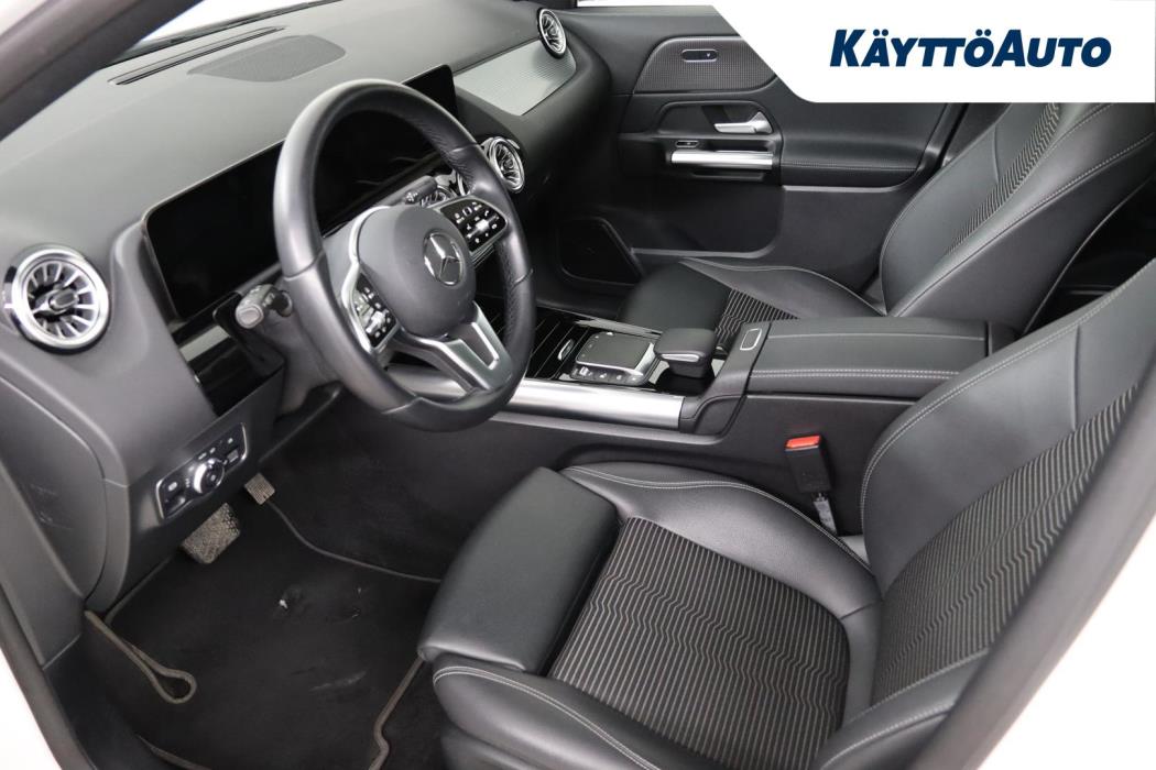 MERCEDES-BENZ EQA 2021