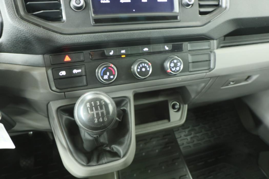 VOLKSWAGEN Crafter 2018