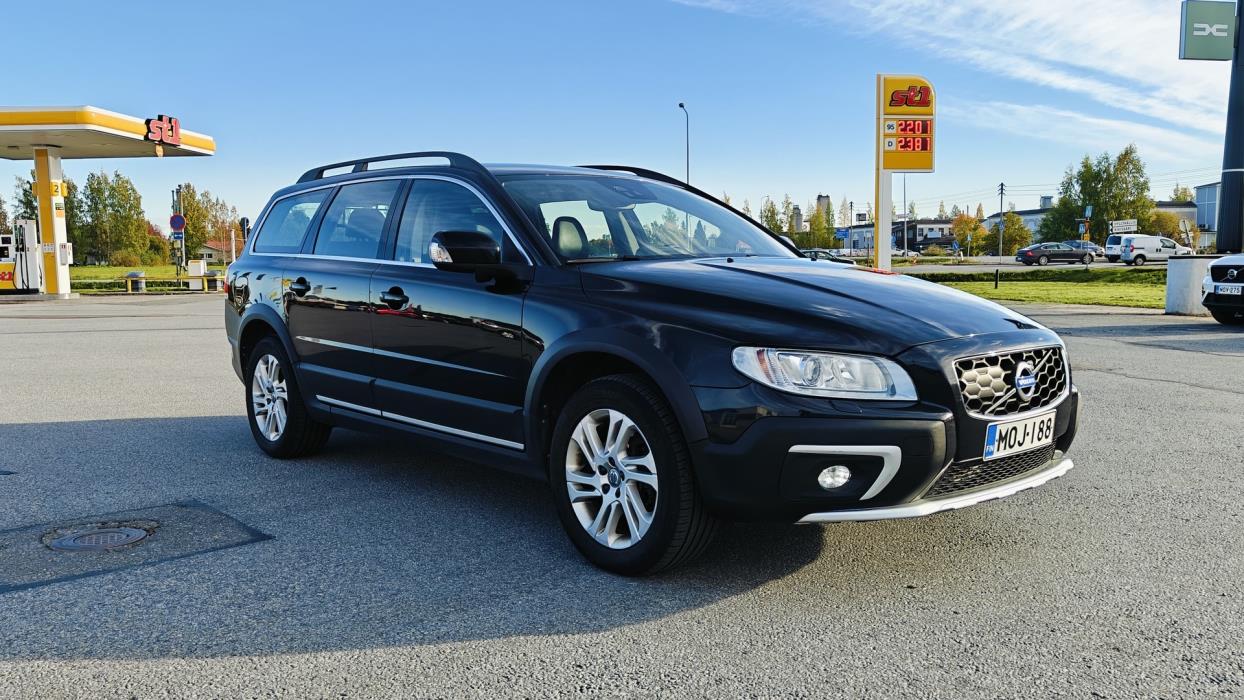 VOLVO XC70 2014