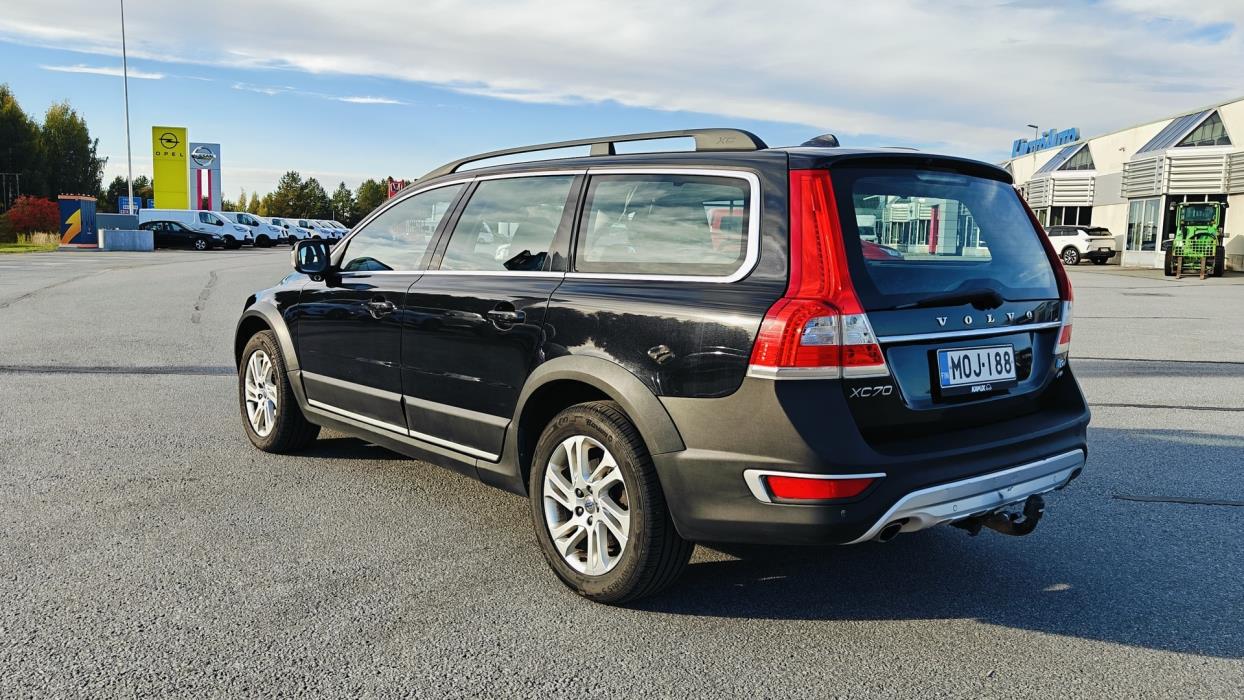 VOLVO XC70 2014