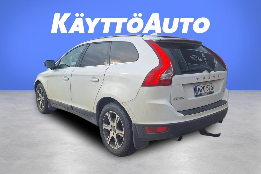 VOLVO XC60 2011