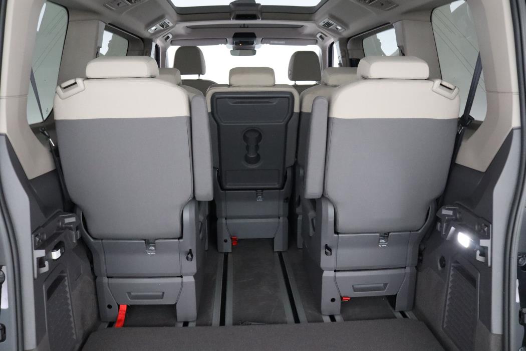 VOLKSWAGEN Multivan 2022