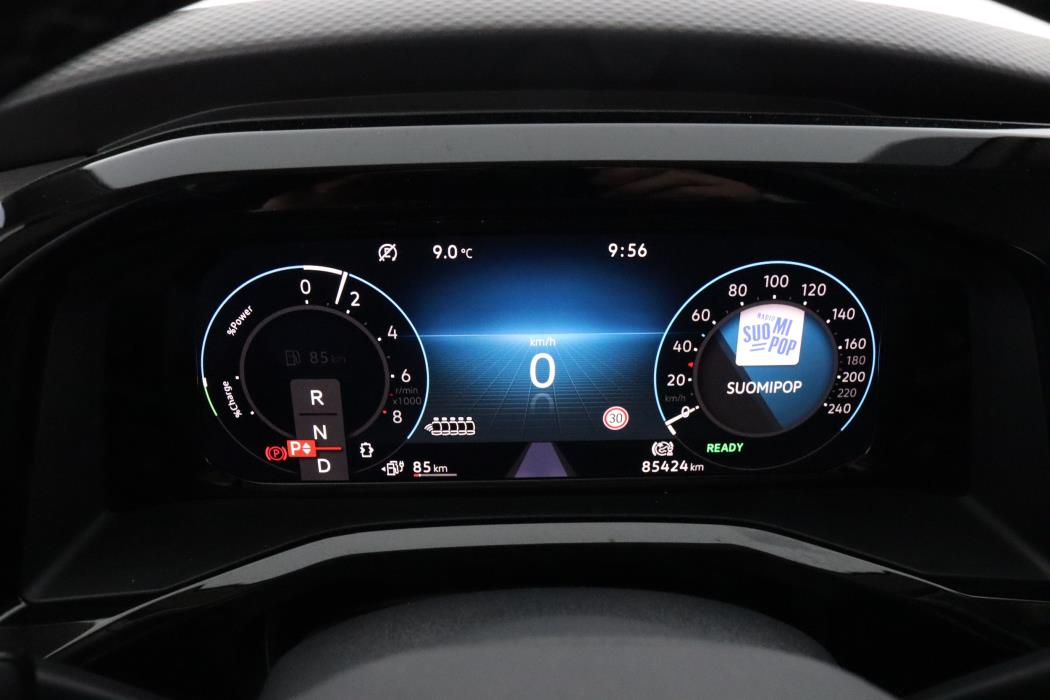 VOLKSWAGEN Multivan 2022