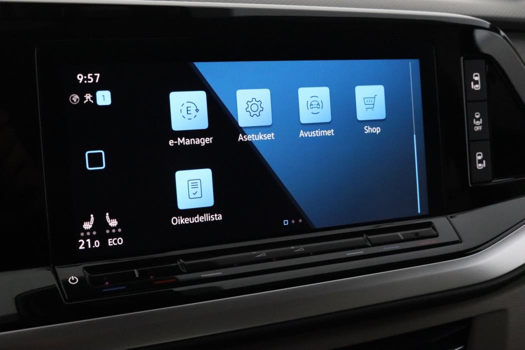 VOLKSWAGEN Multivan 2022