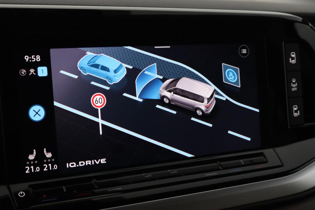 VOLKSWAGEN Multivan 2022