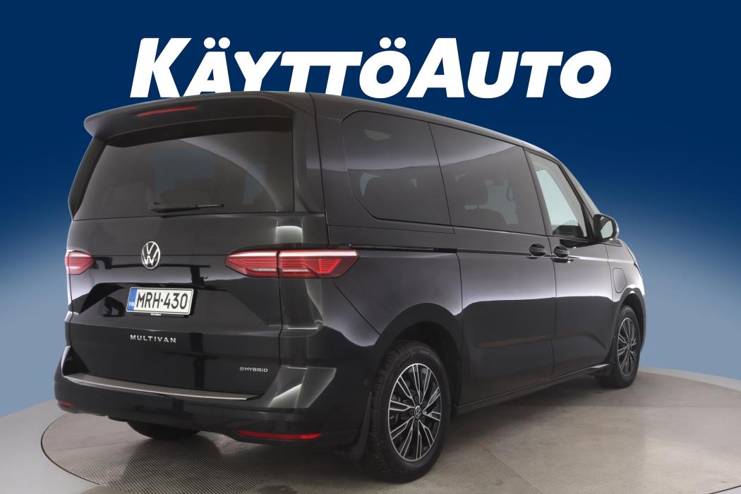 VOLKSWAGEN Multivan 2022