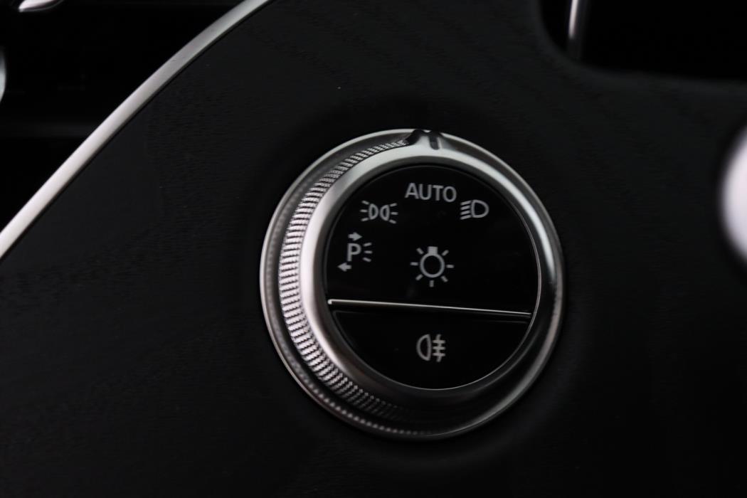 MERCEDES-BENZ E 2026