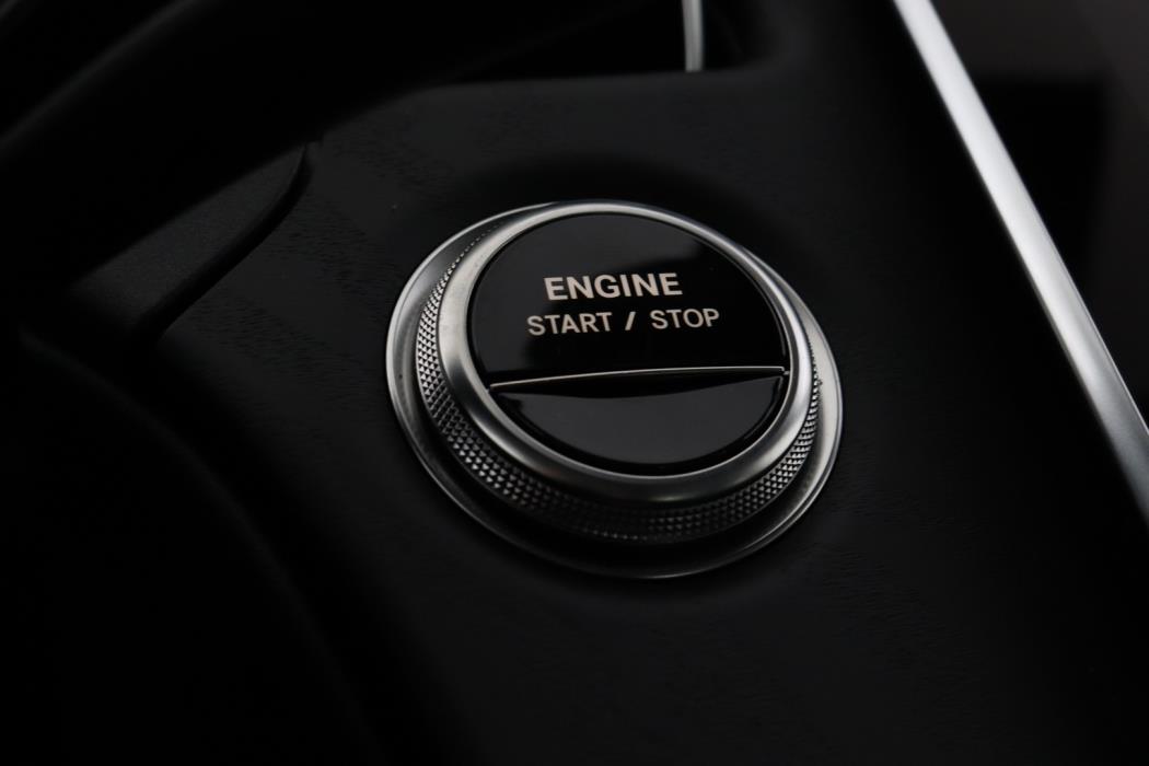 MERCEDES-BENZ E 2026