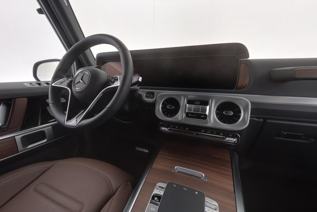 MERCEDES-BENZ G 2026