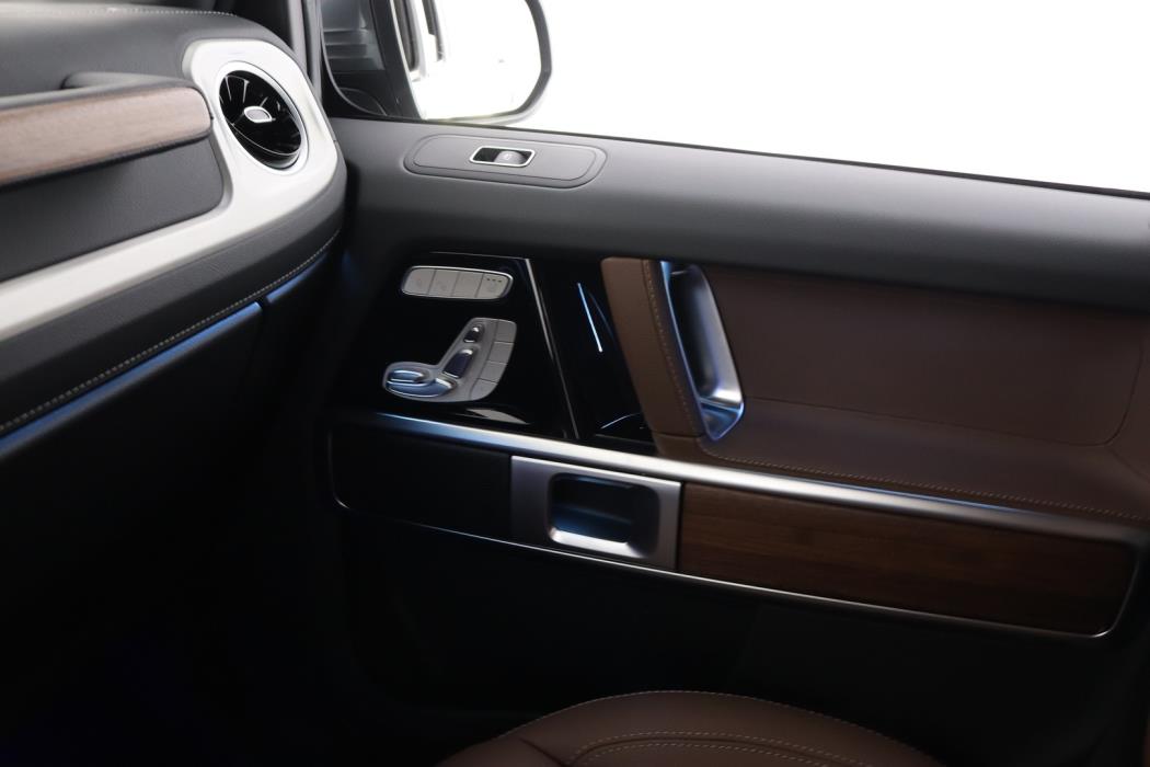 MERCEDES-BENZ G 2026