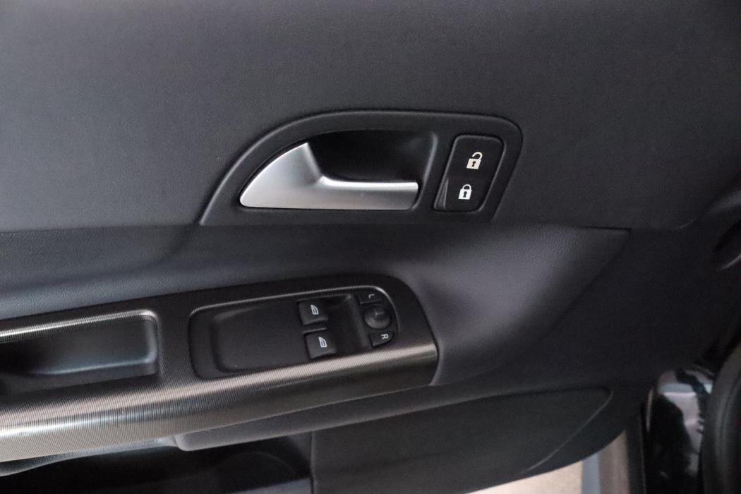 VOLVO C30 2012