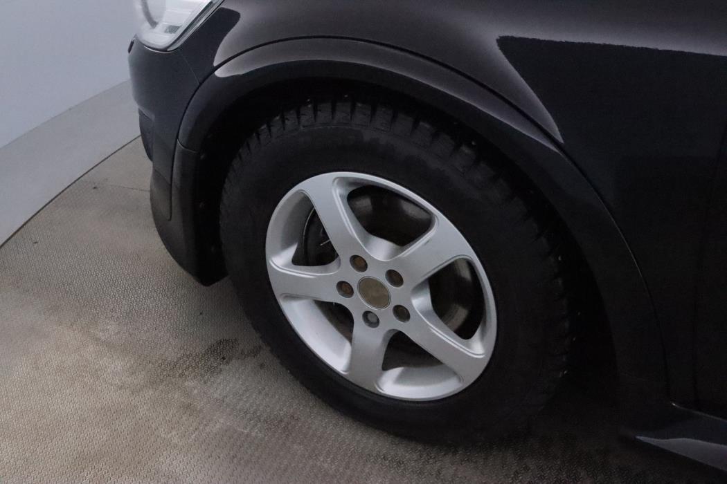 VOLVO C30 2012