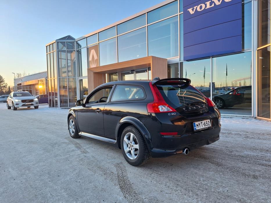 VOLVO C30 2012