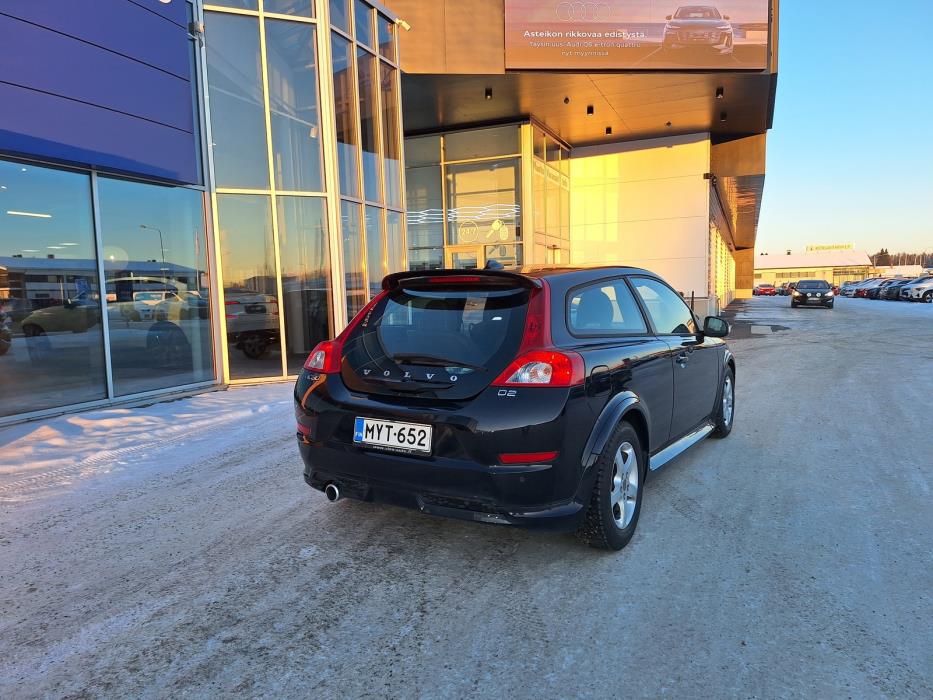 VOLVO C30 2012