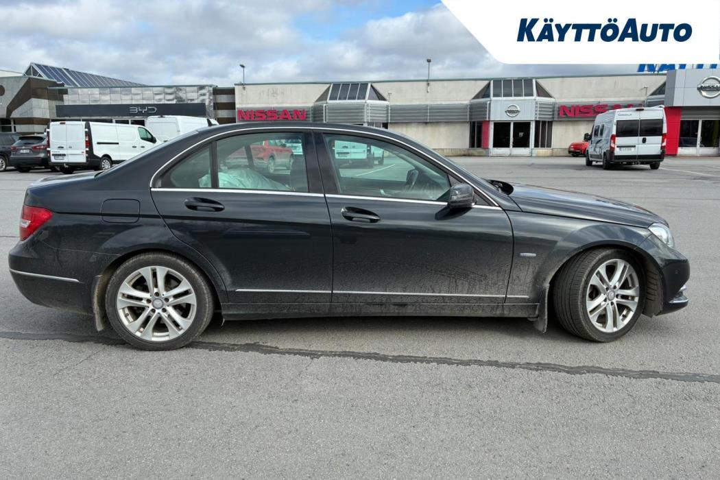 MERCEDES-BENZ C 2011