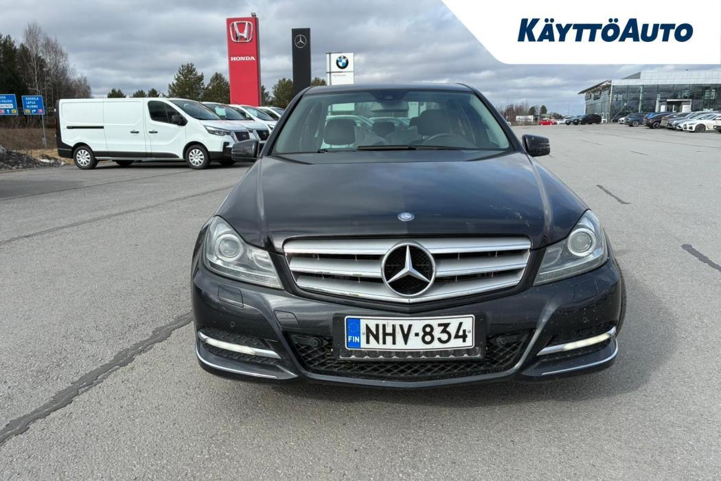 MERCEDES-BENZ C 2011
