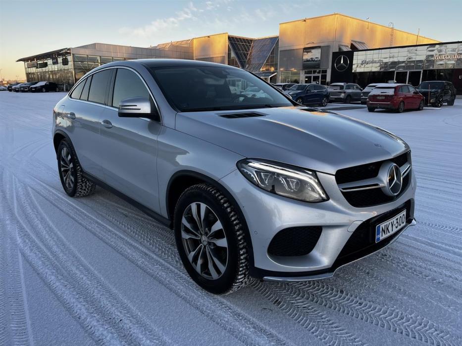 Mercedes-Benz GLE 2016