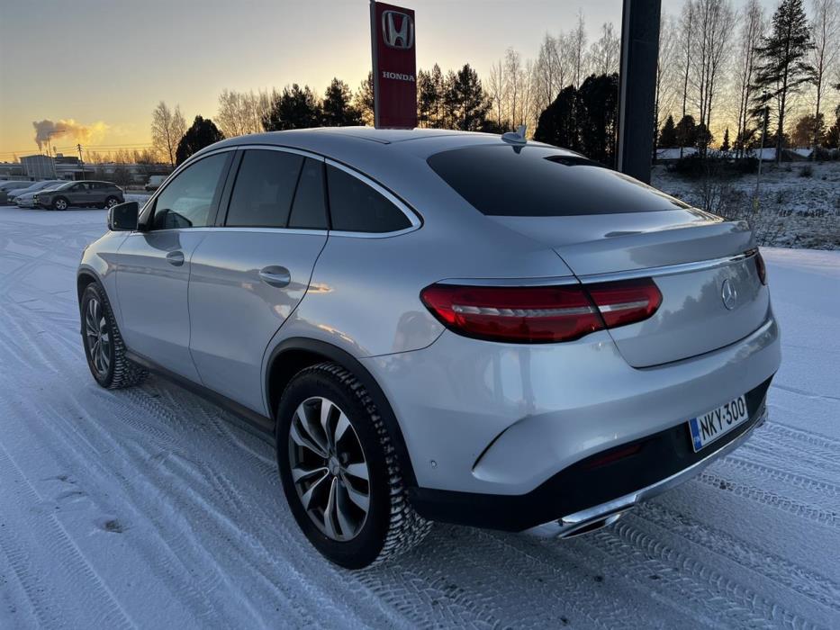 Mercedes-Benz GLE 2016