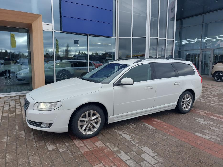 VOLVO V70 2016