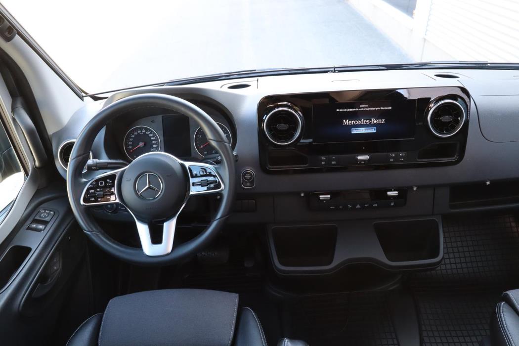 Kabe Van 690 LB Mercedes Benz 2024